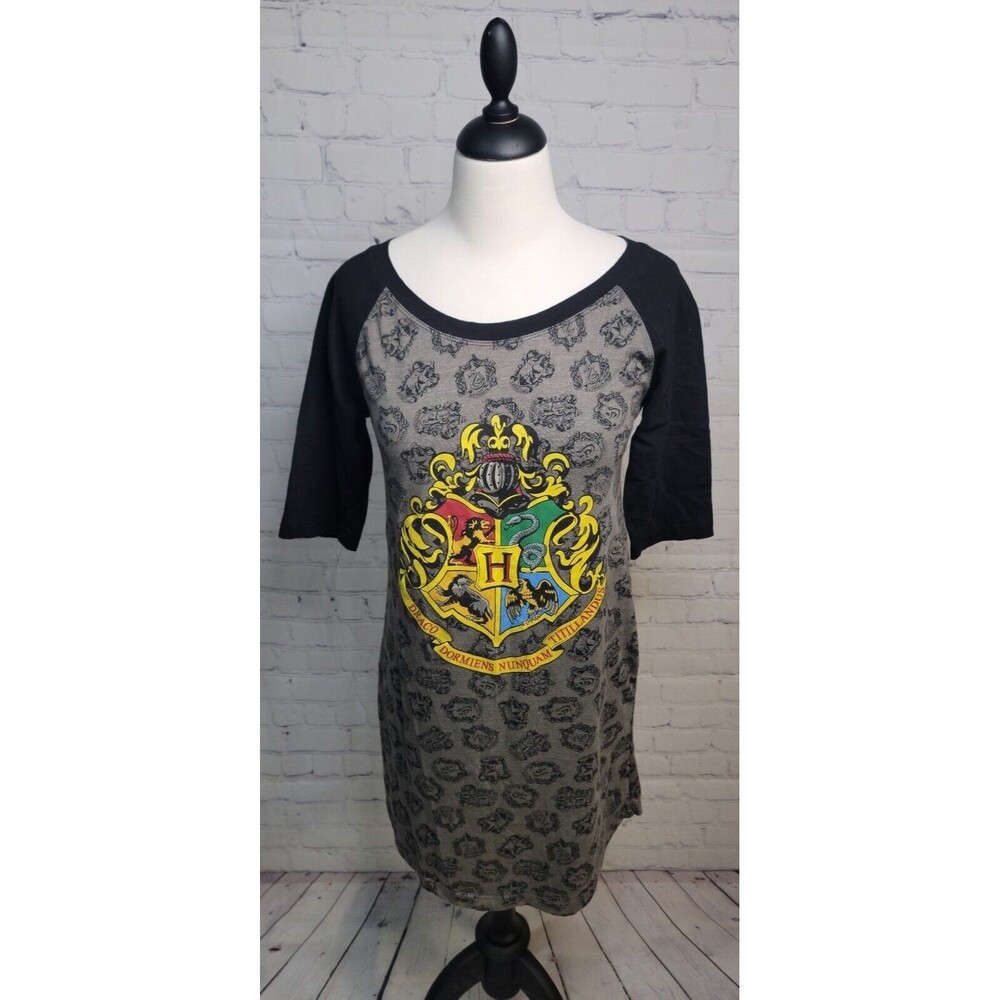 The Wizarding World of Harry Potter T Shirt Dress size Sm Universal Studios